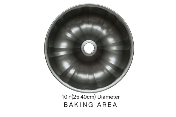 BakeIns Fluted Cake Pan dimensions on white background