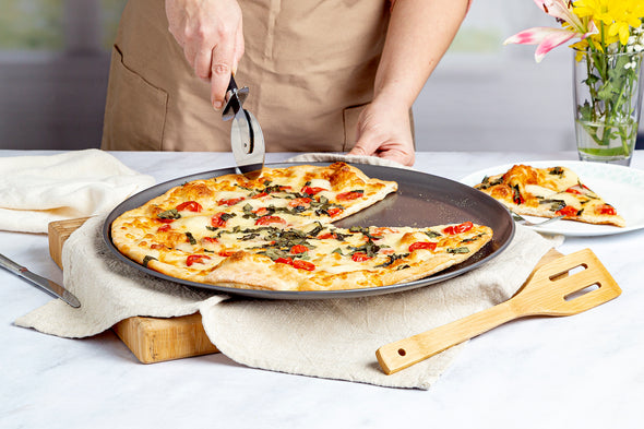 BakeIns Pizza Pan - Ecolution