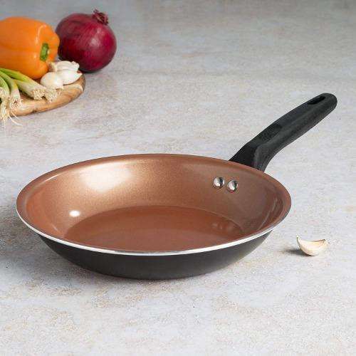 Bliss 11" Fry Pan - Matte Black / Copper in lifestyle setting