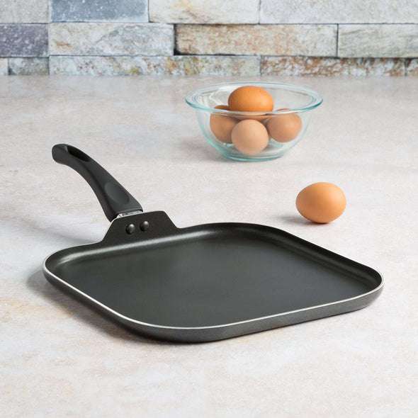 Elements Non-Stick Griddle in lifestyle setting